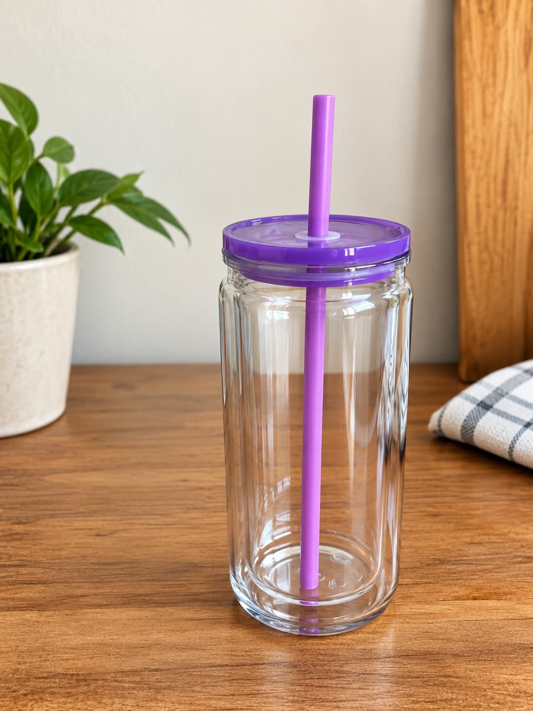 16oz Acrylic Snow Globe Tumbler Details